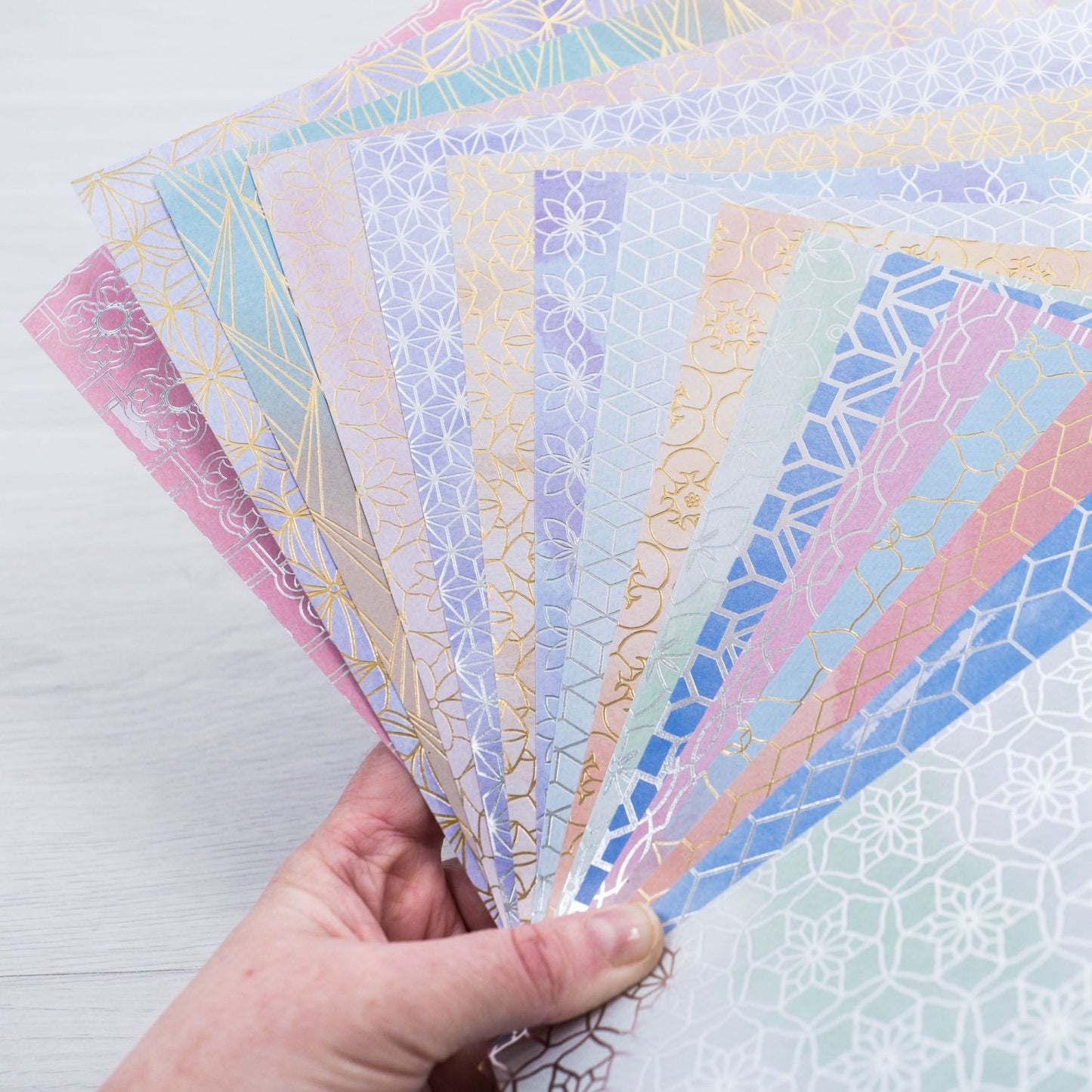 CHLOES CREATIVE CARDS FOILED MINI PAPER PAD (8" X 8") - GEOMETRIC RAINBOW