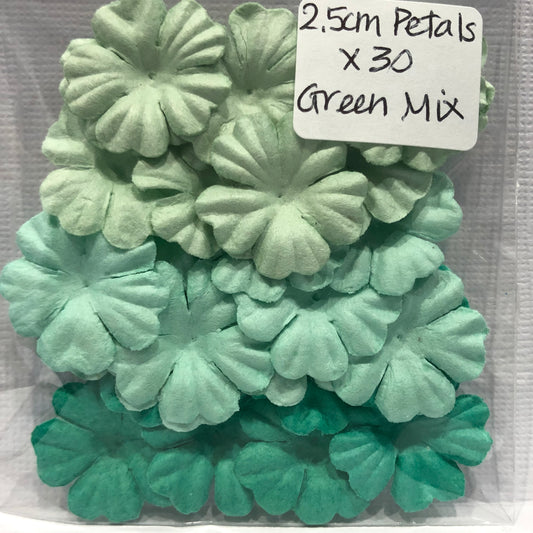 MIXED GREEN 2.5CM PETALS - 30 PACK - GREEN TARA