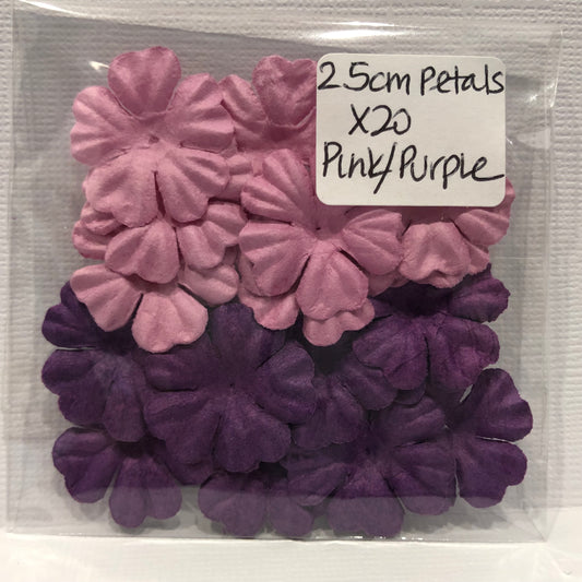 MIXED PINK/PURPLE 2.5CM PETALS - 20 PACK - GREEN TARA